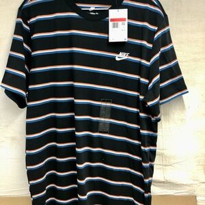 Nike Men's Black and Blue Striped Tee